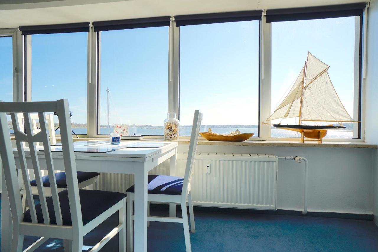 Ferienwohnung Schleiloge Mit Panoramablick Auf Die Schlei Schleswig Exterior photo